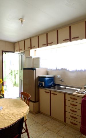 Casa à venda com 360m², 3 quartos e 1 vaga Casa à venda com 360m², 3 quartos e 1 vagaCozinha 1