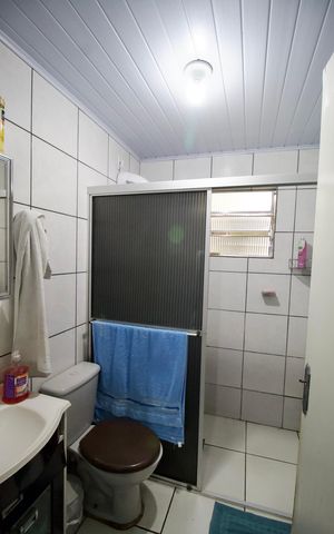Casa à venda com 360m², 3 quartos e 1 vaga Casa à venda com 360m², 3 quartos e 1 vagaBanheiro 2