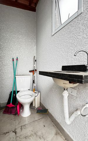 Apartamento à venda com 100m², 2 quartos e 1 vaga Apartamento à venda com 100m², 2 quartos e 1 vagaCobertura - Banheiro