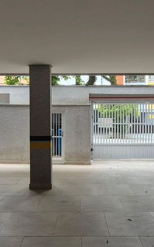 Apartamento à venda com 100m², 2 quartos e 1 vaga Apartamento à venda com 100m², 2 quartos e 1 vagaGaragem