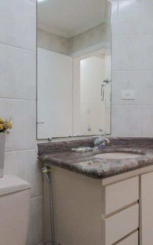 Apartamento à venda com 110m², 3 quartos e 2 vagas Apartamento à venda com 110m², 3 quartos e 2 vagasBanheiro