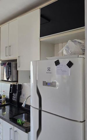 Apartamento à venda com 45m², 2 quartos e 1 vaga Apartamento à venda com 45m², 2 quartos e 1 vagaCozinha e Área de Serviço