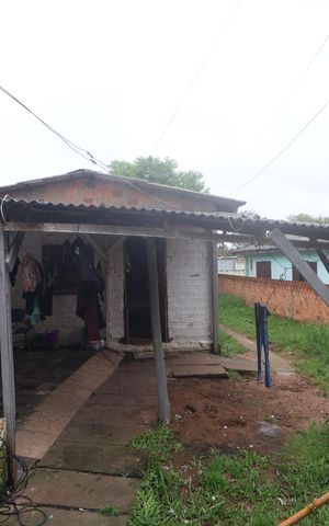 Casa à venda com 50m², 4 quartos e 6 vagasÁrea externa