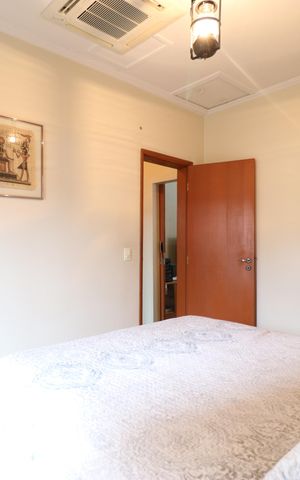 Casa à venda com 147m², 2 quartos e 2 vagasSuíte 2