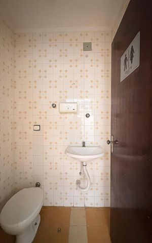 Casa para alugar com 168m², 3 quartos e 2 vagas Casa para alugar com 168m², 3 quartos e 2 vagasBanheiro de serviço