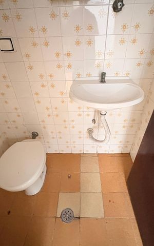 Casa para alugar com 168m², 3 quartos e 2 vagas Casa para alugar com 168m², 3 quartos e 2 vagasBanheiro de serviço