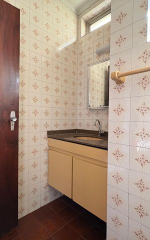 Casa para alugar com 168m², 3 quartos e 2 vagas Casa para alugar com 168m², 3 quartos e 2 vagasBanheiro Social