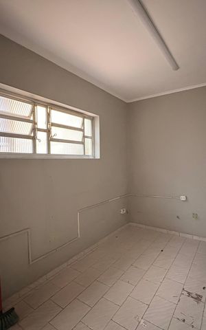 Casa para alugar com 168m², 3 quartos e 2 vagas Casa para alugar com 168m², 3 quartos e 2 vagasQuarto de Serviço
