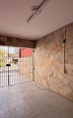 Casa para alugar com 168m², 3 quartos e 2 vagas Casa para alugar com 168m², 3 quartos e 2 vagasÁrea externa