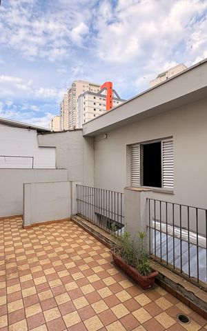 Casa para alugar com 168m², 3 quartos e 2 vagas Casa para alugar com 168m², 3 quartos e 2 vagasÁrea externa