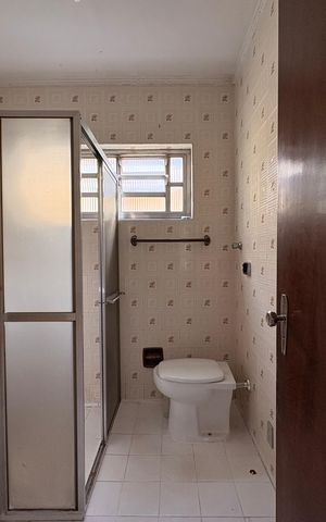 Casa para alugar com 168m², 3 quartos e 2 vagas Casa para alugar com 168m², 3 quartos e 2 vagasBanheiro da suíte
