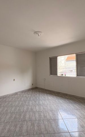 Casa para alugar com 168m², 3 quartos e 2 vagas Casa para alugar com 168m², 3 quartos e 2 vagasQuarto 1
