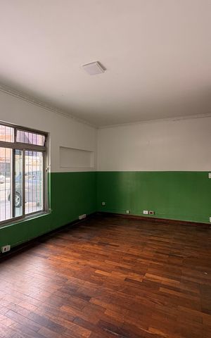 Casa para alugar com 168m², 3 quartos e 2 vagas Casa para alugar com 168m², 3 quartos e 2 vagasSala
