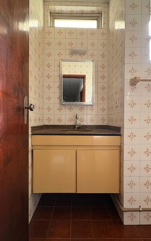 Casa para alugar com 168m², 3 quartos e 2 vagas Casa para alugar com 168m², 3 quartos e 2 vagasBanheiro Social
