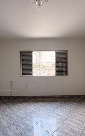Casa para alugar com 168m², 3 quartos e 2 vagas Casa para alugar com 168m², 3 quartos e 2 vagasQuarto 1