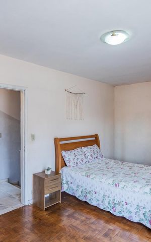 Casa para alugar com 180m², 3 quartos e 3 vagas Casa para alugar com 180m², 3 quartos e 3 vagasQuarto 1