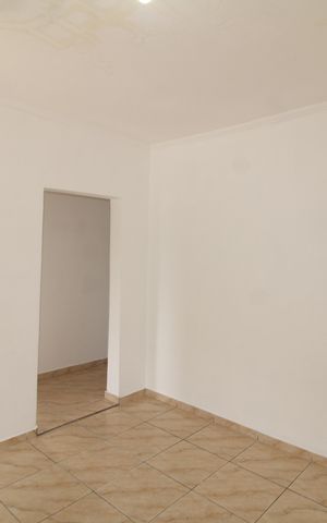 Casa para alugar com 200m², 3 quartos e 4 vagasSala