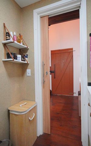 Casa para alugar com 70m², 2 quartos e 3 vagasBanheiro