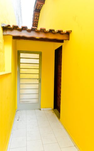 Casa para alugar com 92m², 2 quartos e 2 vagasQuintal