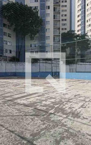 Apartamento para alugar com 64m², 3 quartos e 1 vaga