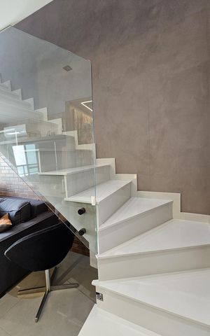 Apartamento à venda com 140m², 3 quartos e 3 vagas Apartamento à venda com 140m², 3 quartos e 3 vagasCorredor