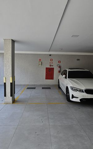 Apartamento à venda com 140m², 3 quartos e 3 vagas Apartamento à venda com 140m², 3 quartos e 3 vagasEstacionamento