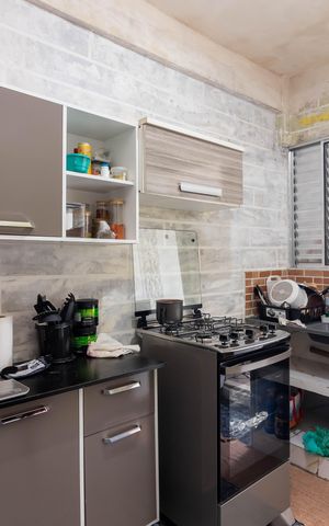 Casa à venda com 70m², 6 quartos e 1 vaga Casa à venda com 70m², 6 quartos e 1 vagaCasa 2 - Cozinha