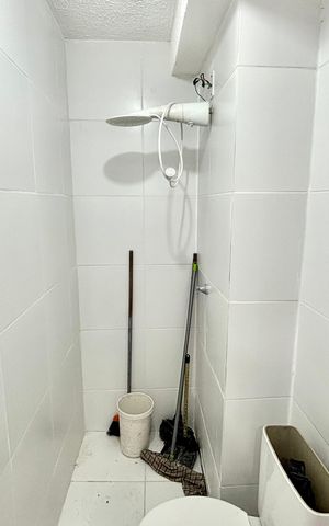 Apartamento para alugar com 34m², 2 quartos e sem vaga Apartamento para alugar com 34m², 2 quartos e sem vagaBanheiro