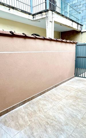 Casa para alugar com 100m², 2 quartos e 2 vagasQuintal