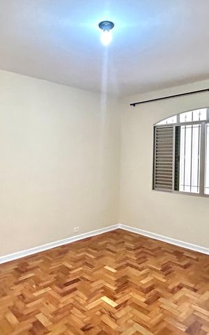 Casa para alugar com 100m², 2 quartos e 2 vagasQuarto 2