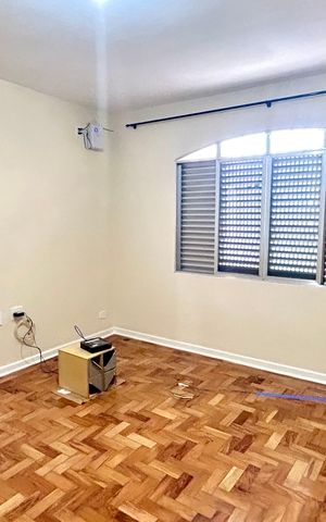 Casa para alugar com 100m², 2 quartos e 2 vagasQuarto 1