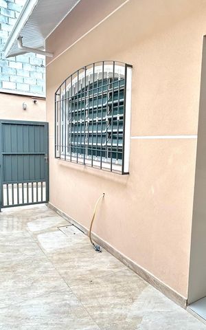 Casa para alugar com 100m², 2 quartos e 2 vagasQuintal