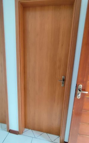 Casa à venda com 40m², 2 quartos e 1 vaga Casa à venda com 40m², 2 quartos e 1 vagaCorredor