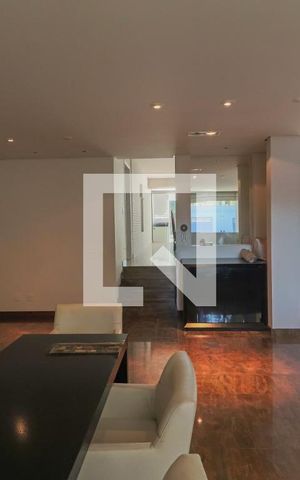 Casa para alugar com 420m², 4 quartos e 5 vagas