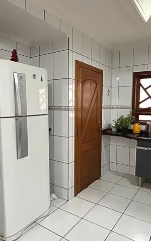 Casa à venda com 254m², 3 quartos e 2 vagasCozinha