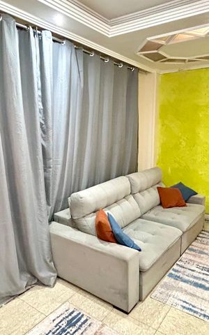 Casa à venda com 254m², 3 quartos e 2 vagasSala
