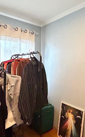 Casa à venda com 254m², 3 quartos e 2 vagasEscritório
