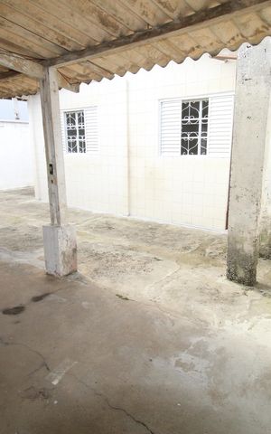 Casa para alugar com 136m², 2 quartos e 5 vagasÁrea de Serviço