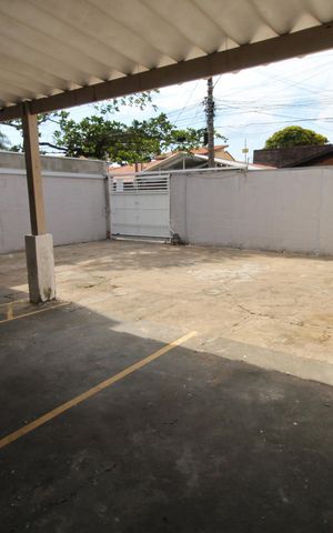 Casa para alugar com 136m², 2 quartos e 5 vagasGaragem