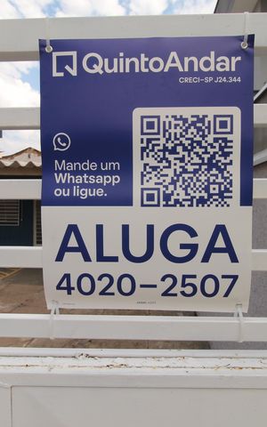 Casa para alugar com 136m², 2 quartos e 5 vagasPlaca