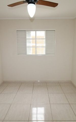 Casa para alugar com 136m², 2 quartos e 5 vagasQuarto 2