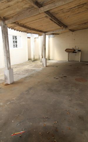 Casa para alugar com 136m², 2 quartos e 5 vagasÁrea de Serviço