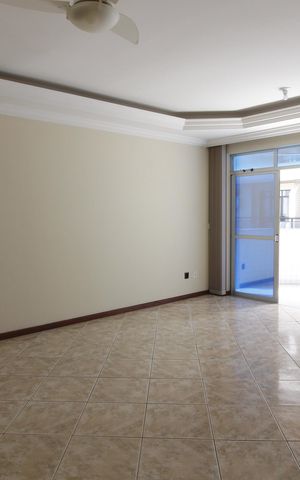 Apartamento para alugar com 153m², 3 quartos e 2 vagasSala