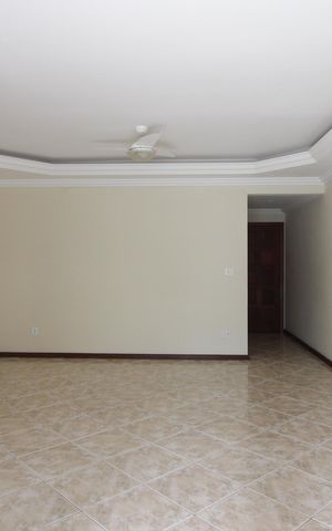 Apartamento para alugar com 153m², 3 quartos e 2 vagasSala