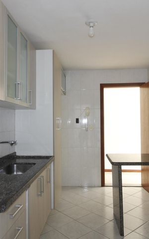 Apartamento para alugar com 153m², 3 quartos e 2 vagasCozinha