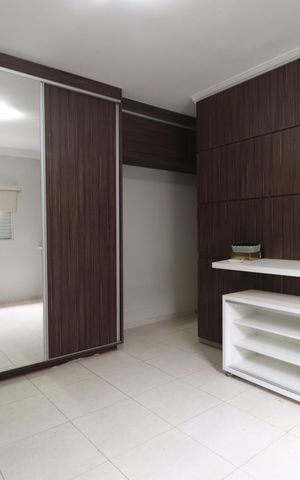 Casa para alugar com 184m², 3 quartos e 2 vagasQuarto 3 - Suíte