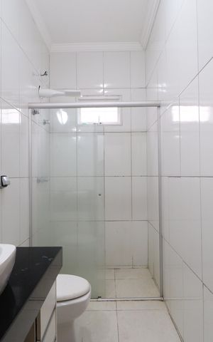 Casa para alugar com 184m², 3 quartos e 2 vagasBanheiro Social