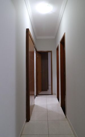 Casa para alugar com 184m², 3 quartos e 2 vagasCorredor