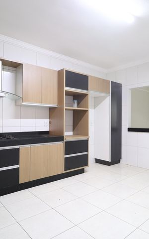 Casa para alugar com 184m², 3 quartos e 2 vagasCozinha