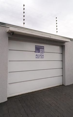 Casa para alugar com 184m², 3 quartos e 2 vagasPlaquinha